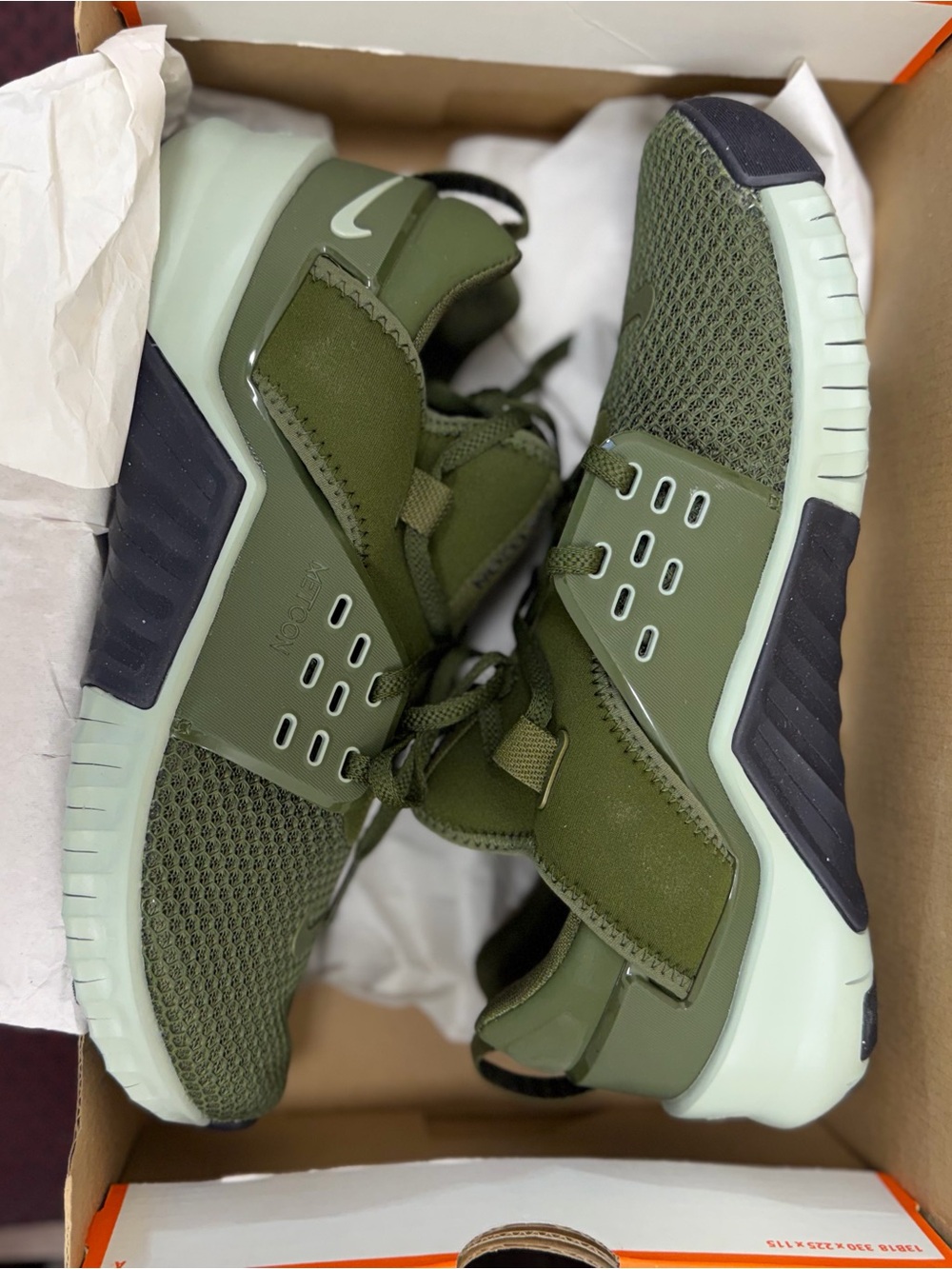 Nike Olive Green Metcon Sneakers size 9.5 Men’s - Picture 5 of 8